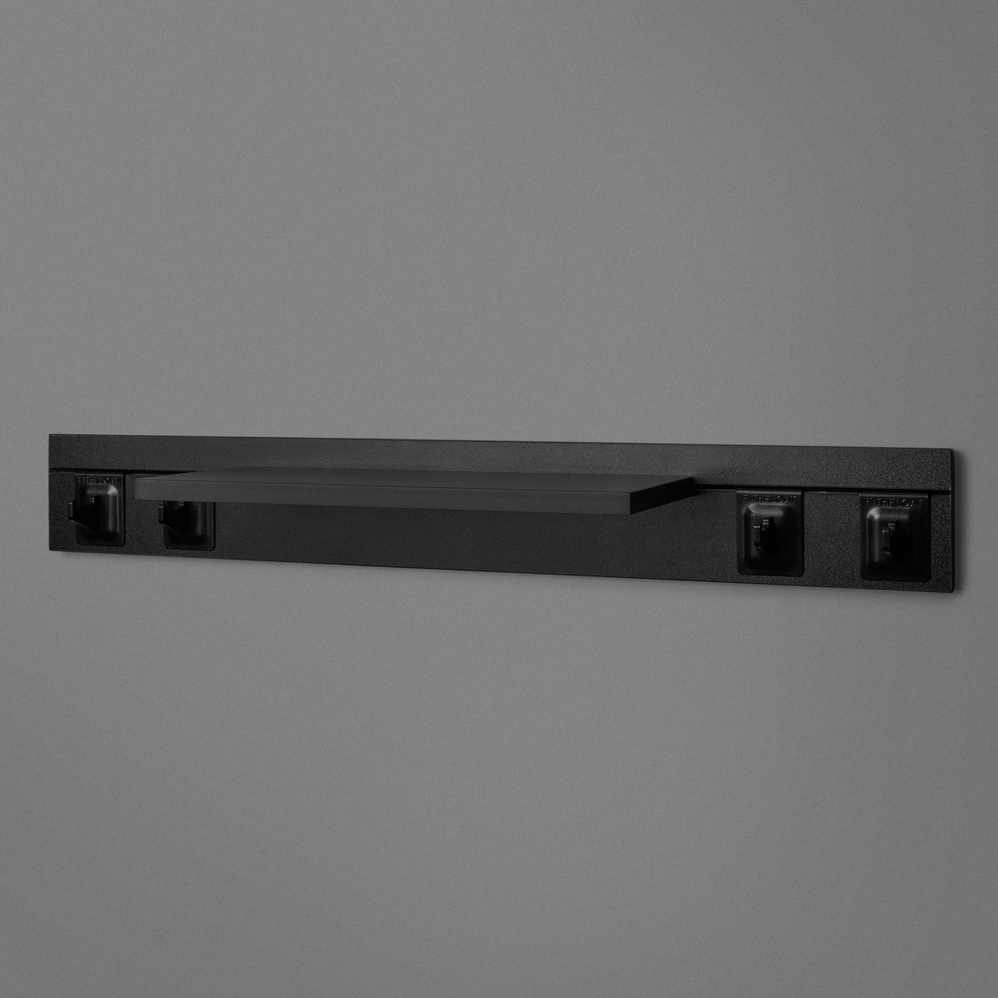 800mm Backpanel With 400mm Shelf & 4 Hooks