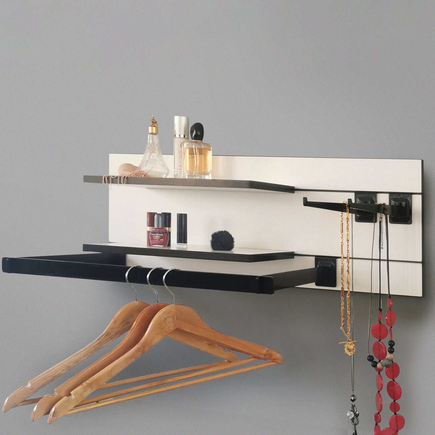 800mm Backpanel 2 lines with 800mm Shelf & Rail and Arms