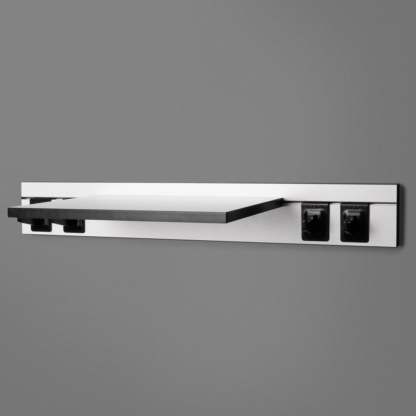 800mm Backpanel With 400mm Shelf & 4 Hooks